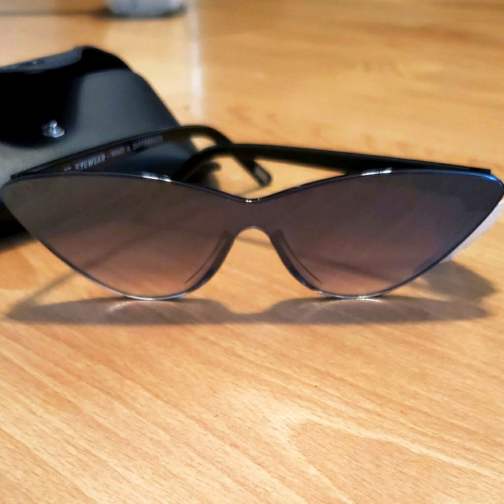 DIFF sunglasses